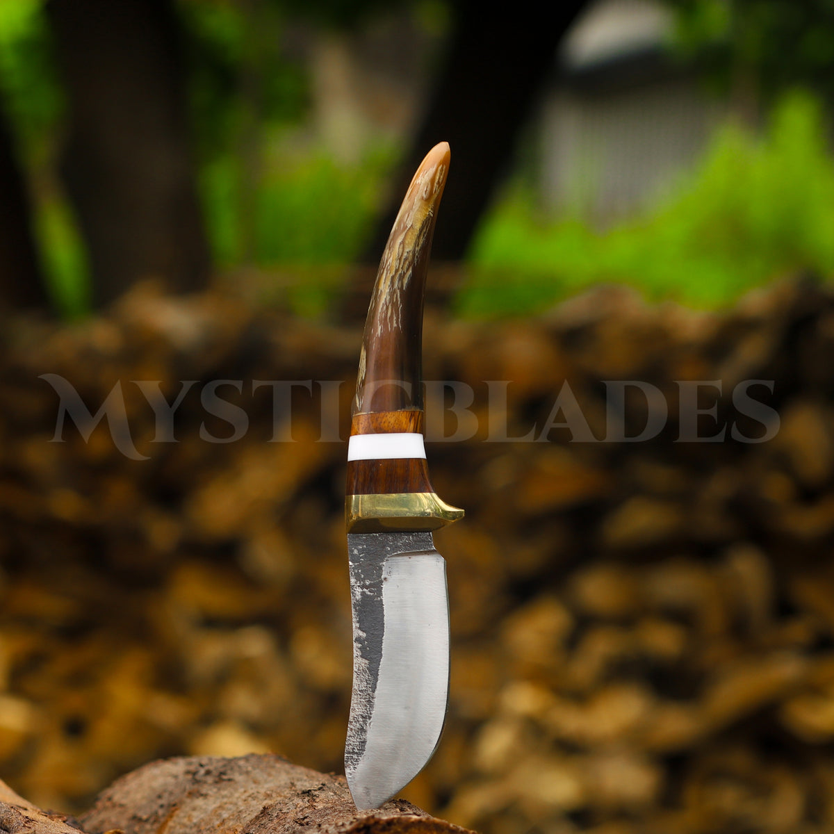 Handmade Damascus Hunting Knife: 10'' Carbon Steel Tracker