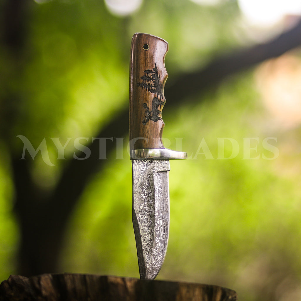 Personalized Damascus Steel Hunting Knife: Engraved Deer Handle